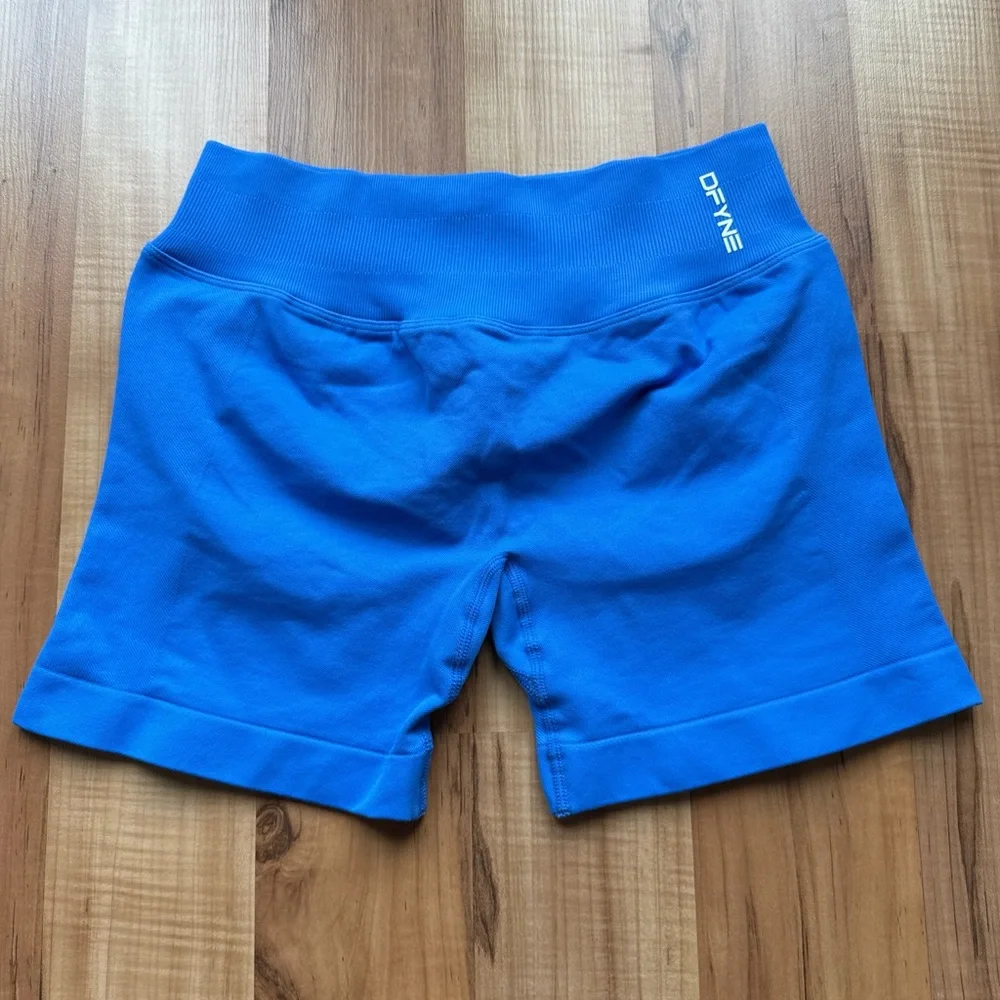 Electric Blue Dfyne 4.5” Impact Shorts Size medium - Picture 1 of 3